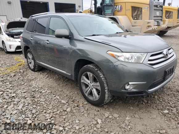 ✅ 2013 Toyota Highlander Limited • VIN: 5TDDK3EH2DS182105 • Lot: 93458645. Listed on Copart with 169,157 mi. Free auction sales archive from the USA and detailed vehicle history report at DreamBid. Image 4.