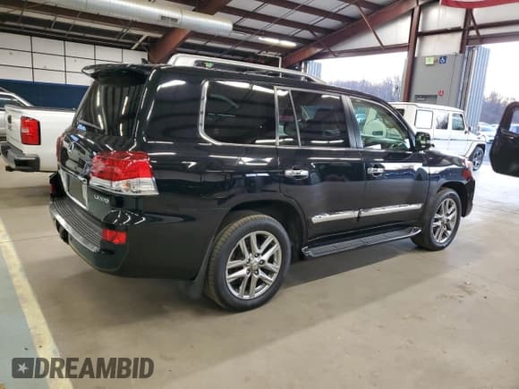 ✅ 2014 Lexus LX 570 • VIN: JTJHY7AX2E4140841 • Lot: 80703234. Listed on Copart with 139,553 mi. Free auction sales archive from the USA and detailed vehicle history report at DreamBid. Image 3.