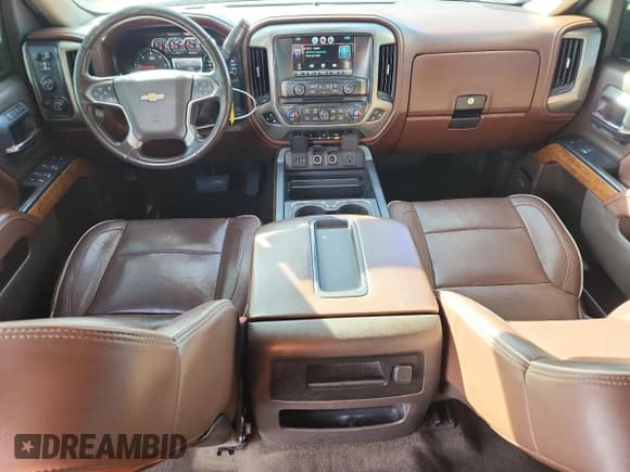 ✅ 2014 Chevrolet Silverado 1500 High Country • VIN: 3GCUKTEC3EG341458 • Лот: 91982355. Опубликован ранее на Copart с пробегом 186 664 миль. Бесплатный доступ к архиву аукционных продаж из США и подробный отчёт об истории автомобиля на DreamBid. Изображение 8.