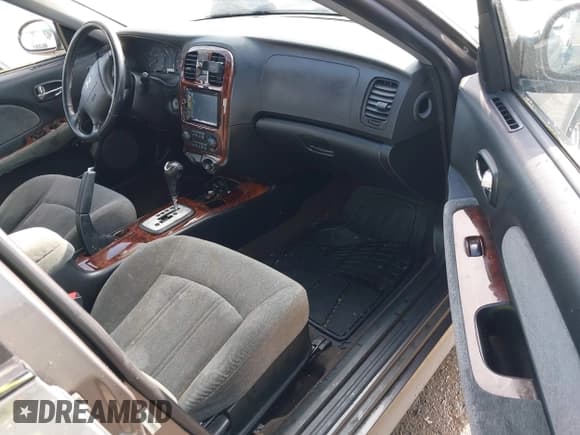 ✅ 2004 Hyundai Sonata GLS • VIN: KMHWF35H44A055278 • Lot: 42526427. Wystawiony na IAAI z przebiegiem 153 896 mil. Bezpłatny archiwum sprzedaży aukcyjnych z USA i szczegółowy raport historii pojazdu na DreamBid. Zdjęcie 5.