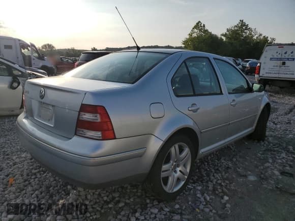 ✅ 2004 Volkswagen Jetta GLS • VIN: 3VWSK69M04M016436 • Lot: 66080315. Listed on Copart with 188,451 mi. Free auction sales archive from the USA and detailed vehicle history report at DreamBid. Image 3.