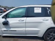 ✅ 2020 Jeep Grand Cherokee Limited • VIN: 1C4RJFBG6LC313722 • Lot: 42850417. Wystawiony na IAAI z przebiegiem 64 186 mil. Bezpłatny archiwum sprzedaży aukcyjnych z USA i szczegółowy raport historii pojazdu na DreamBid. Zdjęcie 14.