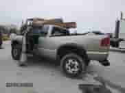 2001 Chevrolet S-10 LS ZR2 с VIN 1GCCT19W918136664, выставлен на аукционе Copart как лот 83030804 с пробегом 253 013 миль миль и Списание • Salvage title. История ставок и продаж доступна на DreamBid. Изображение 2.