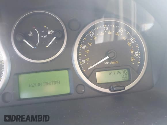 ✅ 2008 Land Rover LR2 SE • VIN: SALFS24N58H031546 • Lot: 43573918. Wystawiony na IAAI z przebiegiem 211 576 mil. Bezpłatny archiwum sprzedaży aukcyjnych z USA i szczegółowy raport historii pojazdu na DreamBid. Zdjęcie 7.