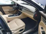 ✅ 2018 Jaguar XF • VIN: SAJBE4EV5JCY56577 • Lot: 41520046. Listed on IAAI with 90,307 mi. Free auction sales archive from the USA and detailed vehicle history report at DreamBid. Image 5.