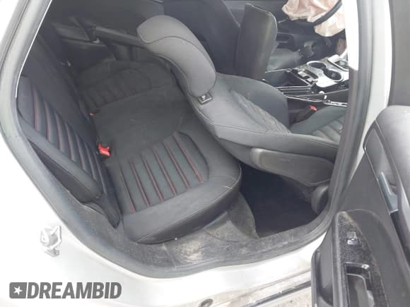 ✅ 2016 Ford Fusion SE • VIN: 3FA6P0H75GR242726 • Лот: 42323268. Опубликован ранее на IAAI с пробегом 147 180 миль. Бесплатный доступ к архиву аукционных продаж из США и подробный отчёт об истории автомобиля на DreamBid. Изображение 8.