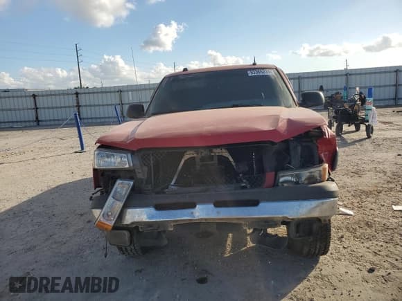 ✅ 2005 Chevrolet Silverado 1500 Z71 • VIN: 1GCEK19BX5E258322 • Lot: 93365235. Wystawiony na Copart z przebiegiem Nie podano. Bezpłatny archiwum sprzedaży aukcyjnych z USA i szczegółowy raport historii pojazdu na DreamBid. Zdjęcie 5.