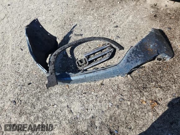 ✅ 2017 Ram 1500 SLT • VIN: 1C6RR6GG2HS735265 • Lot: 93009175. Wystawiony na Copart z przebiegiem 266 219 mil. Bezpłatny archiwum sprzedaży aukcyjnych z USA i szczegółowy raport historii pojazdu na DreamBid. Zdjęcie 12.