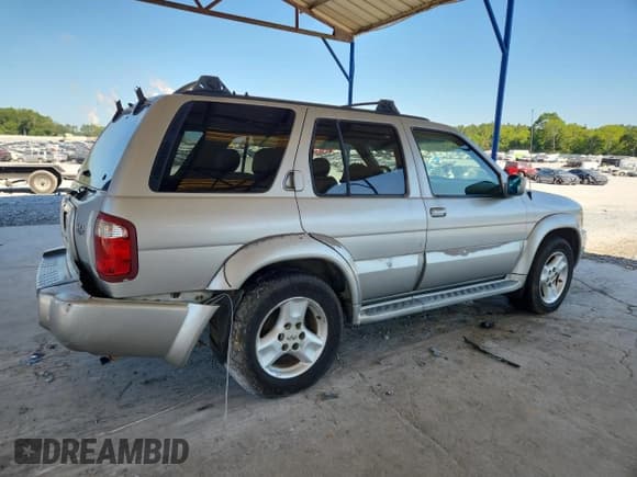 ✅ 2002 Infiniti QX4 Luxury • VIN: JNRDR09Y42W258392 • Lot: 64938145. Listed on Copart with Not provided. Free auction sales archive from the USA and detailed vehicle history report at DreamBid. Image 3.
