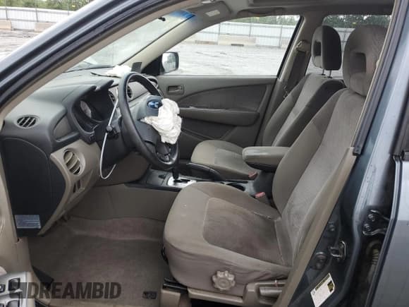 ✅ 2004 Mitsubishi Outlander XLS • VIN: JA4LX41F54U048539 • Lot: 58983475. Wystawiony na Copart z przebiegiem 177 430 mil. Bezpłatny archiwum sprzedaży aukcyjnych z USA i szczegółowy raport historii pojazdu na DreamBid. Zdjęcie 7.