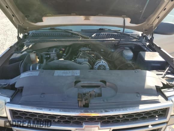 ✅ 2006 Chevrolet Silverado 1500 LT1 • VIN: 2GCEK13T161124187 • Лот: 76162864. Опубликован ранее на Copart с пробегом 238 791 миль. Бесплатный доступ к архиву аукционных продаж из США и подробный отчёт об истории автомобиля на DreamBid. Изображение 11.