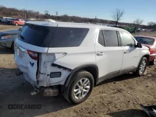 ✅ 2021 Chevrolet Traverse LS • VIN: 1GNERFKW2MJ114492 • Lot: 42866124. Wystawiony na Copart z przebiegiem 40 936 mil. Bezpłatny archiwum sprzedaży aukcyjnych z USA i szczegółowy raport historii pojazdu na DreamBid. Zdjęcie 3.