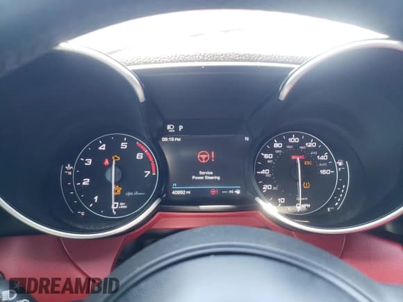 ✅ 2020 Alfa Romeo Giulia • VIN: ZARFAMAN7L7625814 • Lot: 70512215. Wystawiony na Copart z przebiegiem 40 992 mil. Bezpłatny archiwum sprzedaży aukcyjnych z USA i szczegółowy raport historii pojazdu na DreamBid. Zdjęcie 9.