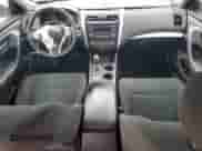 2015 Nissan Altima S z VIN 1N4AL3AP7FC576772, wystawiony jako Copart lot #82284285 z przebiegiem 184 858 mil mil oraz Szkoda całkowita • Salvage title. Historia ofert i sprzedaży dostępna na DreamBid. Obrazek 8.