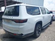 ✅ 2023 Jeep Wagoneer Series III • VIN: 1C4SJSDP5PS540838 • Лот: 42759405. Опубликован ранее на IAAI с пробегом 72 439 миль. Бесплатный доступ к архиву аукционных продаж из США и подробный отчёт об истории автомобиля на DreamBid. Изображение 4.