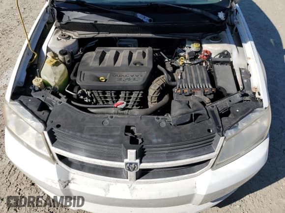 ✅ 2008 Dodge Avenger SE • VIN: 1B3LC46JX8N257615 • Лот: 81277224. Опубликован ранее на Copart с пробегом 187 693 миль. Бесплатный доступ к архиву аукционных продаж из США и подробный отчёт об истории автомобиля на DreamBid. Изображение 11.