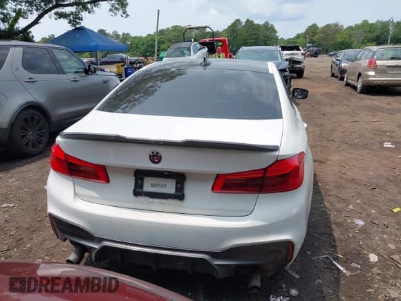 ✅ 2017 BMW 5 Series 540i xDrive • VIN: WBAJE7C37HG479327 • Lot: 42456842. Listed on IAAI with 95,382 mi. Free auction sales archive from the USA and detailed vehicle history report at DreamBid. Image 16.