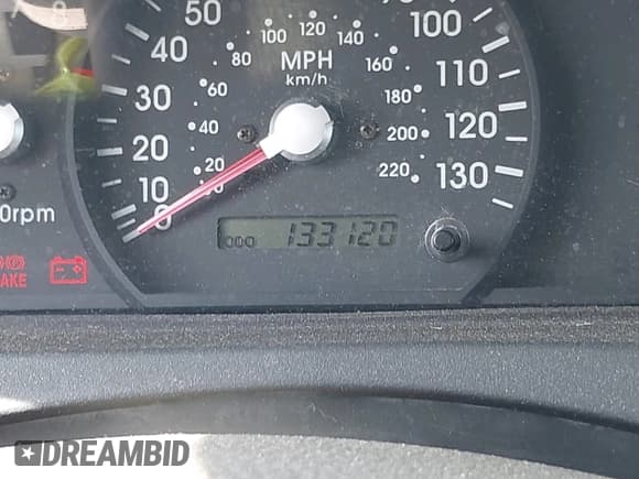 ✅ 2004 Kia Sorento LX • VIN: KNDJD733345200810 • Lot: 42595768. Listed on IAAI with 133,120 mi. Free auction sales archive from the USA and detailed vehicle history report at DreamBid. Image 7.