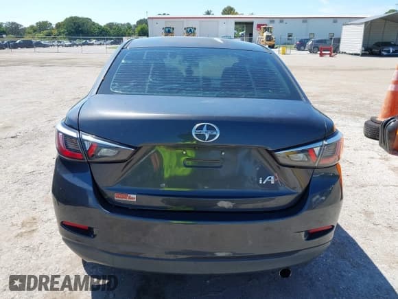 ✅ 2016 Scion iA • VIN: 3MYDLBZVXGY126113 • Lot: 43233581. Wystawiony na IAAI z przebiegiem Nie podano. Bezpłatny archiwum sprzedaży aukcyjnych z USA i szczegółowy raport historii pojazdu na DreamBid. Zdjęcie 16.