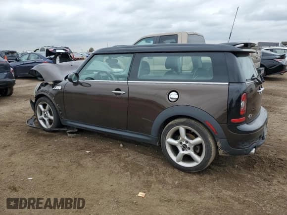 ✅ 2009 MINI Clubman S • VIN: WMWMM33579TP92543 • Lot: 85553625. Wystawiony na Copart z przebiegiem Nie podano. Bezpłatny archiwum sprzedaży aukcyjnych z USA i szczegółowy raport historii pojazdu na DreamBid. Zdjęcie 2.