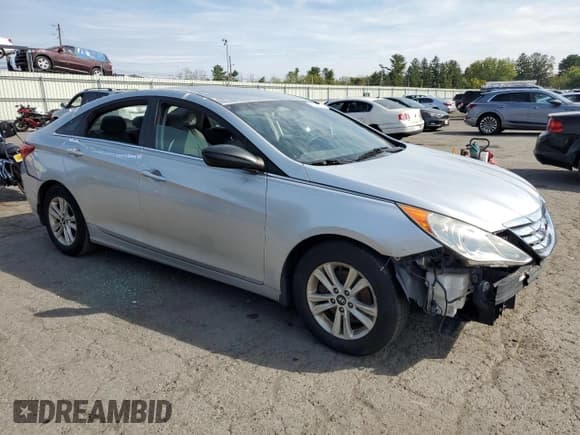 ✅ 2013 Hyundai Sonata GLS • VIN: 5NPEB4AC3DH697124 • Lot: 72439394. Listed on Copart with Not provided. Free auction sales archive from the USA and detailed vehicle history report at DreamBid. Image 4.