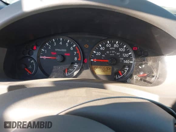 2014 Nissan Frontier Desert Runner z VIN 1N6AD0ER9EN763755, wystawiony jako IAAI lot #43352830 z przebiegiem 221 936 mil mil oraz . Historia ofert i sprzedaży dostępna na DreamBid. Obrazek 7.