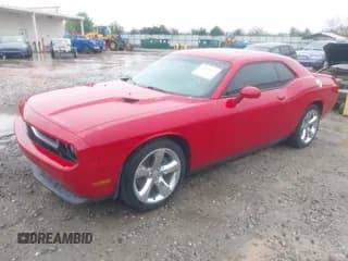 ✅ 2013 Dodge Challenger R/T • VIN: 2C3CDYBT5DH588006 • Lot: 41858679. Wystawiony na IAAI z przebiegiem 160 911 mil. Bezpłatny archiwum sprzedaży aukcyjnych z USA i szczegółowy raport historii pojazdu na DreamBid. Zdjęcie 2.