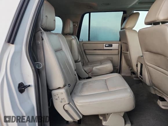 ✅ 2011 Ford Expedition Max Limited • VIN: 1FMJK2A56BEF12061 • Lot: 90259855. Listed on Copart with 259,824 mi. Free auction sales archive from the USA and detailed vehicle history report at DreamBid. Image 11.