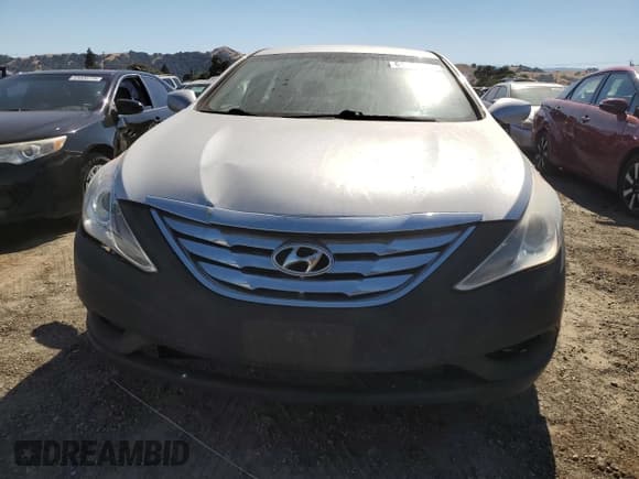 ✅ 2013 Hyundai Sonata GLS • VIN: 5NPEB4AC1DH555449 • Lot: 63909964. Listed on Copart with 285,813 mi. Free auction sales archive from the USA and detailed vehicle history report at DreamBid. Image 5.