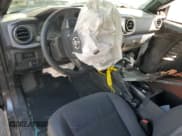 ✅ 2019 Toyota Tacoma SR5 • VIN: 5TFSZ5ANXKX168406 • Lot: 80547265. Wystawiony na Copart z przebiegiem Nie podano. Bezpłatny archiwum sprzedaży aukcyjnych z USA i szczegółowy raport historii pojazdu na DreamBid. Zdjęcie 8.