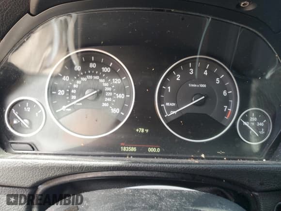 ✅ 2015 BMW 3 Series 328i • VIN: WBA3A5G51FNS88757 • Lot: 57448475. Wystawiony na Copart z przebiegiem 183 586 mil. Bezpłatny archiwum sprzedaży aukcyjnych z USA i szczegółowy raport historii pojazdu na DreamBid. Zdjęcie 9.