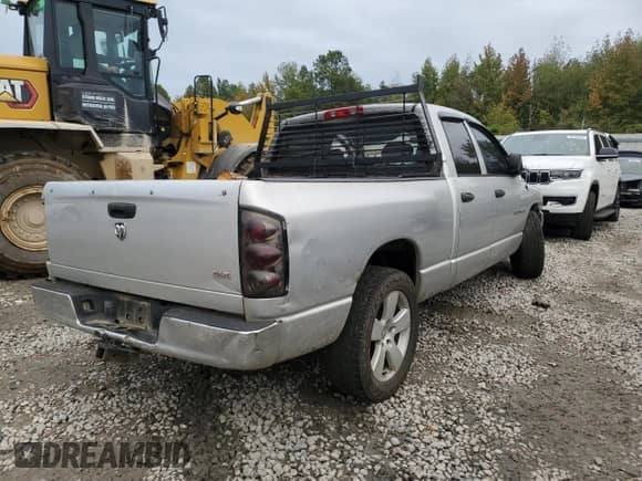 2006 Dodge 1500 ST с VIN 1D7HA18N26J162940, выставлен на аукционе Copart как лот 78380714 с пробегом Не указан миль и Списание • Salvage title. История ставок и продаж доступна на DreamBid. Изображение 3.