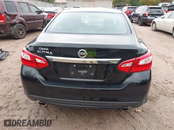 ✅ 2017 Nissan Altima SV • VIN: 1N4AL3AP5HC159766 • Lot: 43513579. Listed on IAAI with 121,914 mi. Free auction sales archive from the USA and detailed vehicle history report at DreamBid. Image 17.