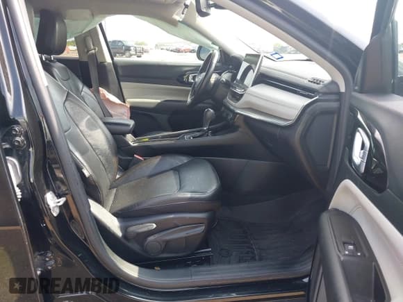 ✅ 2022 Jeep Compass Limited • VIN: 3C4NJDCB8NT195573 • Lot: 42093179. Listed on IAAI with 52,768 mi. Free auction sales archive from the USA and detailed vehicle history report at DreamBid. Image 5.