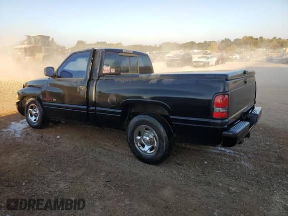 1998 Dodge 1500 с VIN 1B7HC16Y1WS757046, выставлен на аукционе Copart как лот 77762964 с пробегом 259 787 миль миль и Списание • Salvage title. История ставок и продаж доступна на DreamBid. Изображение 2.