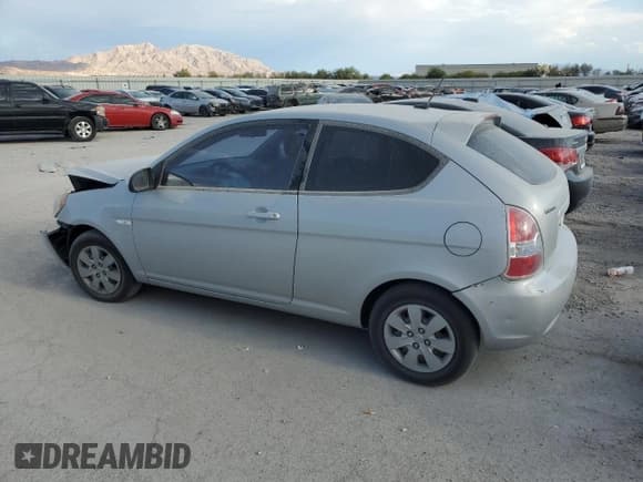 ✅ 2009 Hyundai Accent GS • VIN: KMHCM36C19U137602 • Лот: 61295965. Опубликован ранее на Copart с пробегом 64 272 миль. Бесплатный доступ к архиву аукционных продаж из США и подробный отчёт об истории автомобиля на DreamBid. Изображение 2.
