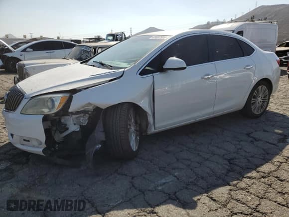 ✅ 2014 Buick Verano • VIN: 1G4PP5SKXE4193825 • Лот: 89697505. Опубликован ранее на Copart с пробегом 132 880 миль. Бесплатный доступ к архиву аукционных продаж из США и подробный отчёт об истории автомобиля на DreamBid. Изображение 1.