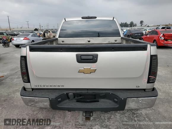 ✅ 2007 Chevrolet Silverado 1500 1LT • VIN: 3GCEC13J27G551480 • Lot: 76588824. Listed on Copart with 209,285 mi. Free auction sales archive from the USA and detailed vehicle history report at DreamBid. Image 6.