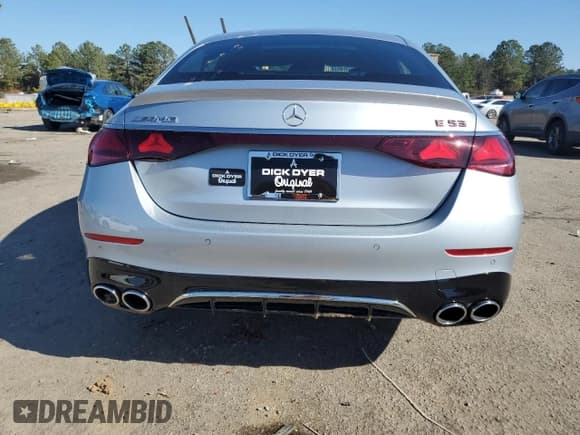 ✅ 2025 Mercedes-Benz E • VIN: W1KLF6DB4SA113821 • Лот: 43442585. Опубликован ранее на Copart с пробегом Не указан. Бесплатный доступ к архиву аукционных продаж из США и подробный отчёт об истории автомобиля на DreamBid. Изображение 6.