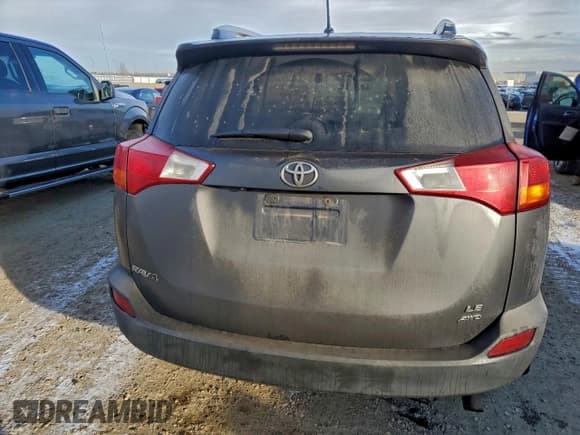 ✅ 2013 Toyota RAV4 LE • VIN: 2T3BFREV6DW002899 • Лот: 94107215. Опубликован ранее на Copart с пробегом 243 215 миль. Бесплатный доступ к архиву аукционных продаж из США и подробный отчёт об истории автомобиля на DreamBid. Изображение 6.