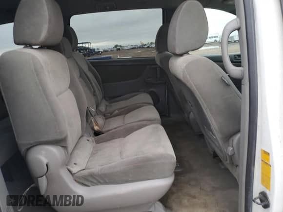 2009 Toyota Sienna LE z VIN 5TDZK23C19S276104, wystawiony jako Copart lot #81915145 z przebiegiem 261 254 mil mil oraz Szkoda całkowita • Salvage title. Historia ofert i sprzedaży dostępna na DreamBid. Obrazek 11.