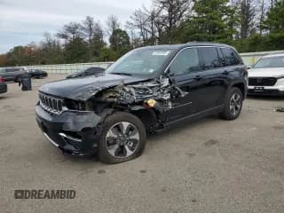 ✅ 2024 Jeep Grand Cherokee • VIN: 1C4RJYB66RC114343 • Lot: 81882395. Wystawiony na Copart z przebiegiem 25 767 mil. Bezpłatny archiwum sprzedaży aukcyjnych z USA i szczegółowy raport historii pojazdu na DreamBid. Zdjęcie 1.