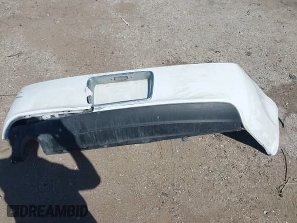 ✅ 2009 Chevrolet Malibu 1FL • VIN: 1G1ZG57K394268854 • Lot: 42277445. Listed on IAAI with 110,311 mi. Free auction sales archive from the USA and detailed vehicle history report at DreamBid. Image 12.