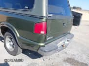 ✅ 2001 Chevrolet S-10 LS • VIN: 1GCCS19W01K163807 • Лот: 41512964. Опубликован ранее на IAAI с пробегом 286 595 миль. Бесплатный доступ к архиву аукционных продаж из США и подробный отчёт об истории автомобиля на DreamBid. Изображение 6.