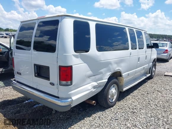 ✅ 1999 Ford Econoline Passenger XL • VIN: 1FBSS31L3XHB14197 • Лот: 42253831. Опубликован ранее на IAAI с пробегом 41 664 миль. Бесплатный доступ к архиву аукционных продаж из США и подробный отчёт об истории автомобиля на DreamBid. Изображение 6.