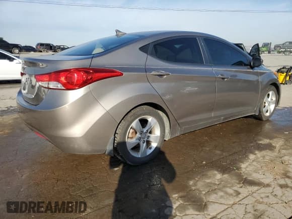 ✅ 2013 Hyundai Elantra GLS • VIN: 5NPDH4AE6DH436145 • Lot: 92303785. Listed on Copart with 202,469 mi. Free auction sales archive from the USA and detailed vehicle history report at DreamBid. Image 3.
