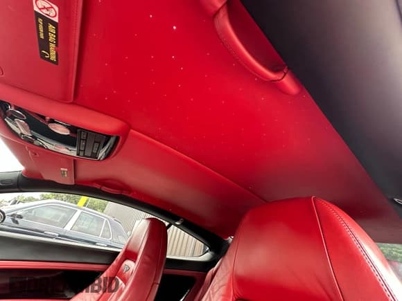 ✅ 2007 Bentley Continental GT • VIN: SCBCR73W17C040241 • Lot: 91603445. Wystawiony na Copart z przebiegiem 92 913 mil. Bezpłatny archiwum sprzedaży aukcyjnych z USA i szczegółowy raport historii pojazdu na DreamBid. Zdjęcie 12.