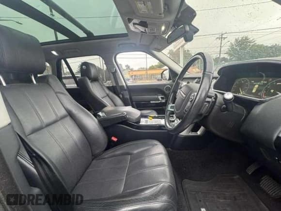 ✅ 2013 Land Rover Range Rover HSE • VIN: SALGS2DF2DA105134 • Lot: 84057755. Listed on Copart with 86,212 mi. Free auction sales archive from the USA and detailed vehicle history report at DreamBid. Image 5.