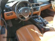 ✅ 2015 BMW 4 Series 428i • VIN: WBA3V7C51F5A24608 • Lot: 90348235. Wystawiony na Copart z przebiegiem 68 600 mil. Bezpłatny archiwum sprzedaży aukcyjnych z USA i szczegółowy raport historii pojazdu na DreamBid. Zdjęcie 8.