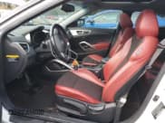 ✅ 2013 Hyundai Veloster w/Gray Int • VIN: KMHTC6AD5DU177727 • Lot: 80574754. Wystawiony na Copart z przebiegiem 147 960 mil. Bezpłatny archiwum sprzedaży aukcyjnych z USA i szczegółowy raport historii pojazdu na DreamBid. Zdjęcie 7.